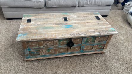 Distressed coffee table chest