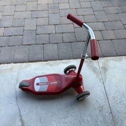 Radio Flyer Tri Scooter 
