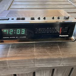 Panasonic Alarm Clock/ Radio RC-95