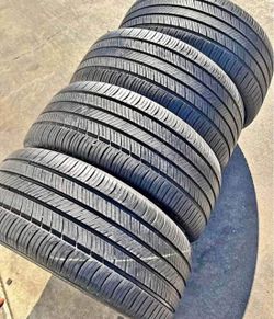 ☯️⁉️ 215/45/18 Hankoo Tires con 80% de vida las 4