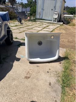 Outdoor Fiber glass sink