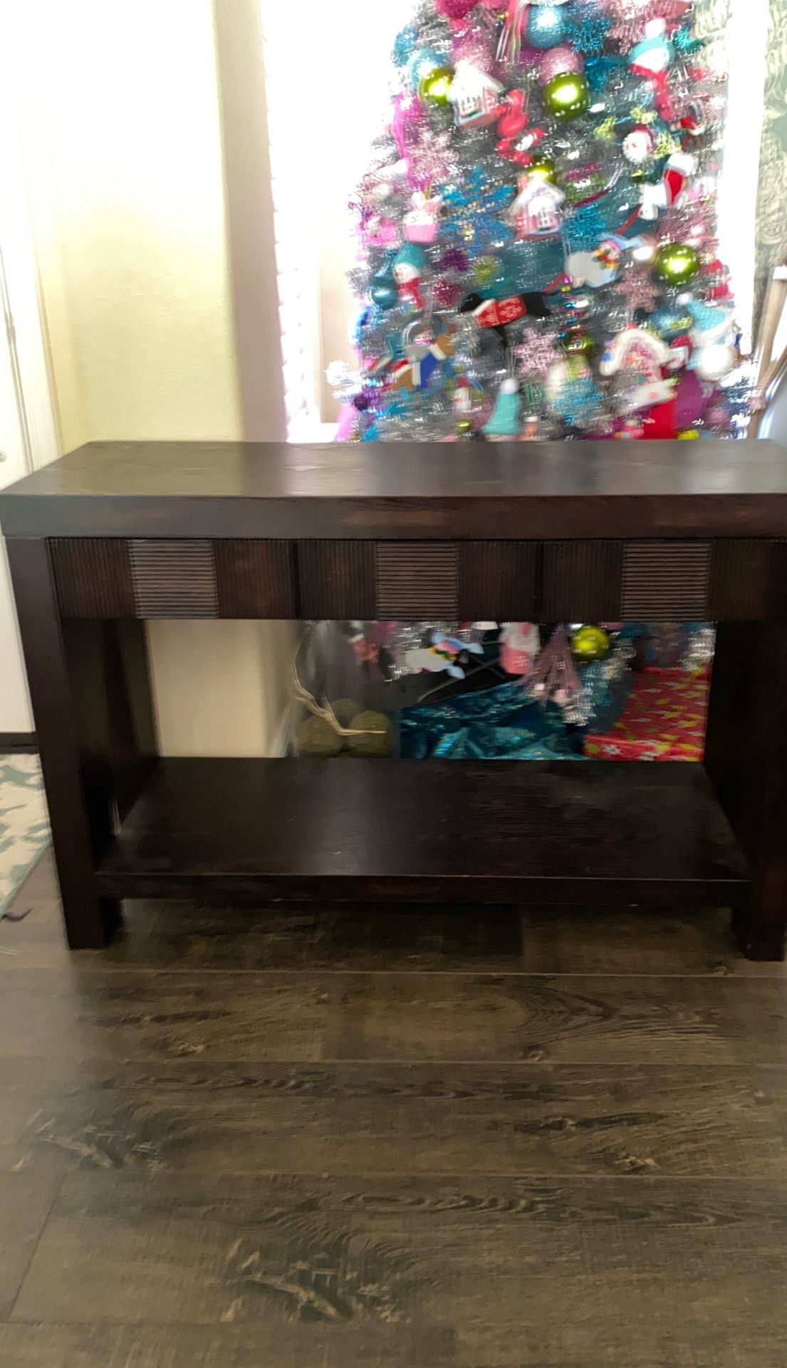 Tv stand