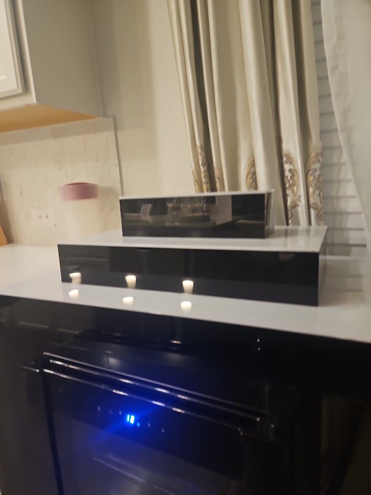 BarConic® LED Liquor Bottle Display Shelf - Outside Corner - 3 Steps - Black