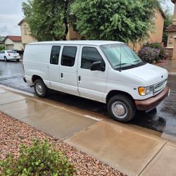 2002 Ford E-250