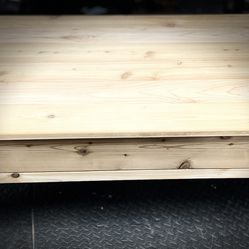 Rustic Farmhouse Style Concealment Coffee Table