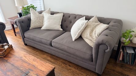 Gray Tufted Chesterfield-Style Sofa