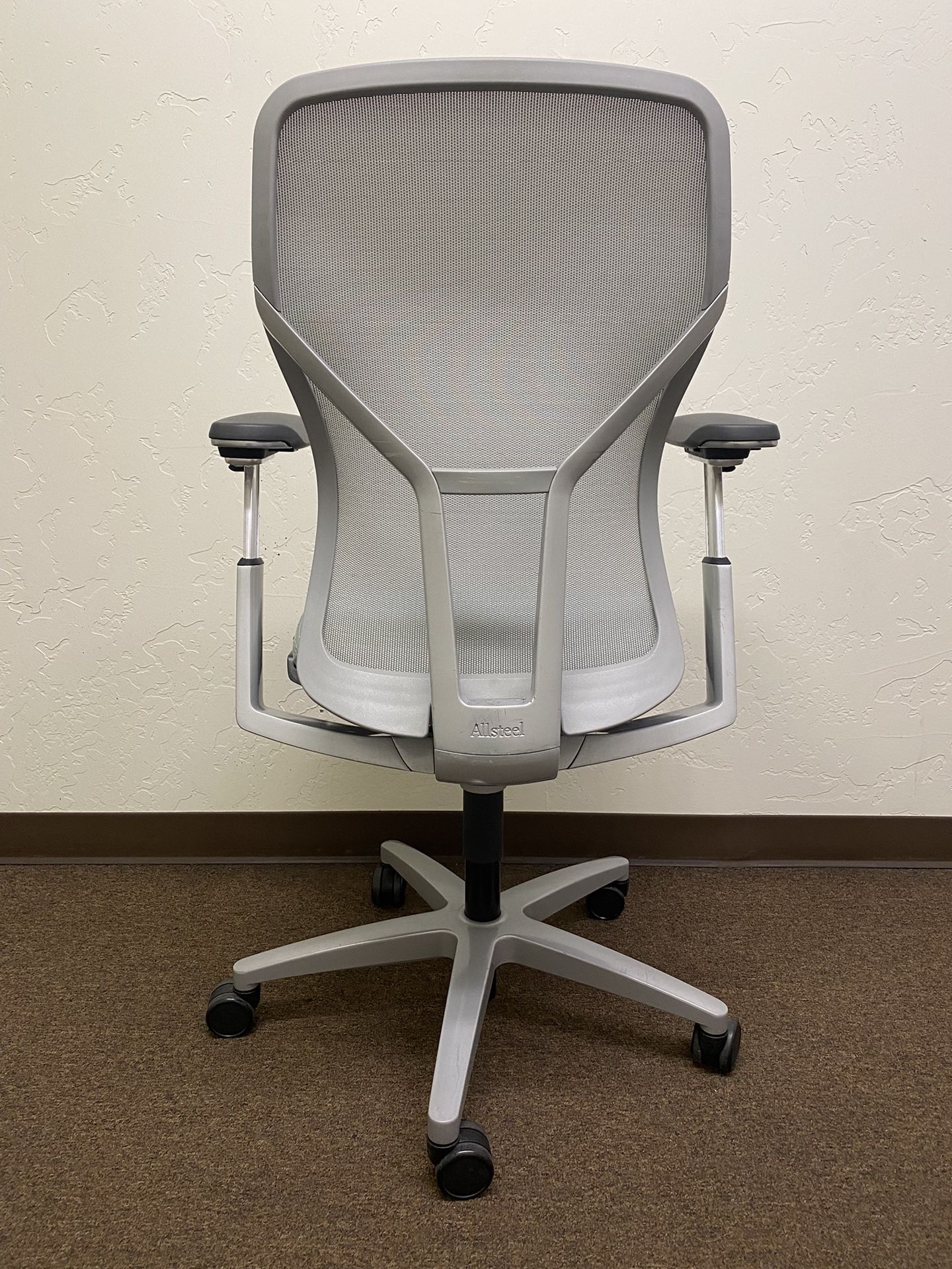 Allsteel Acuity fully adjustable high mesh back office chair