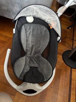 Baby swing
