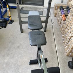 Adjustable Weight Bench 