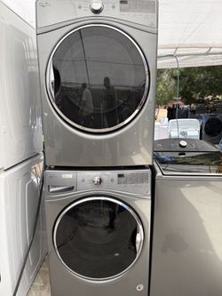Whirlpool washer and dryer set