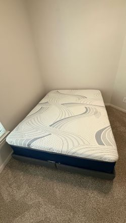 Novaform 14” ComfortGrande Advanced Gel Memory Foam Mattress