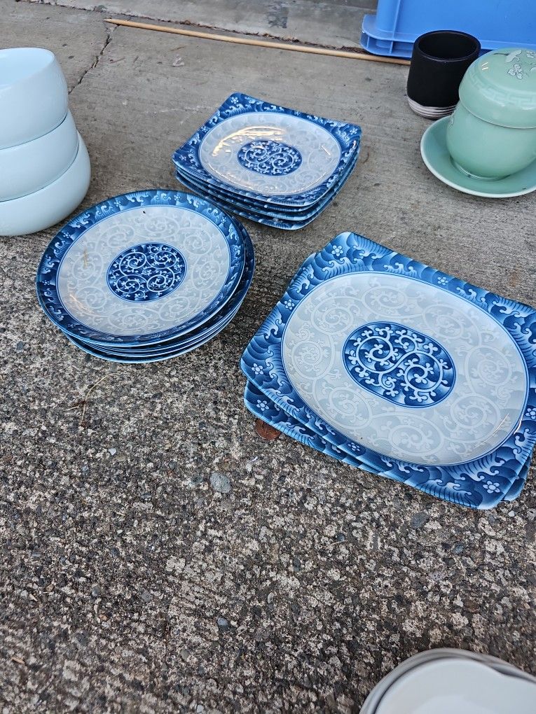 Seokchon Loko Sweet Porcelain Plates Platters