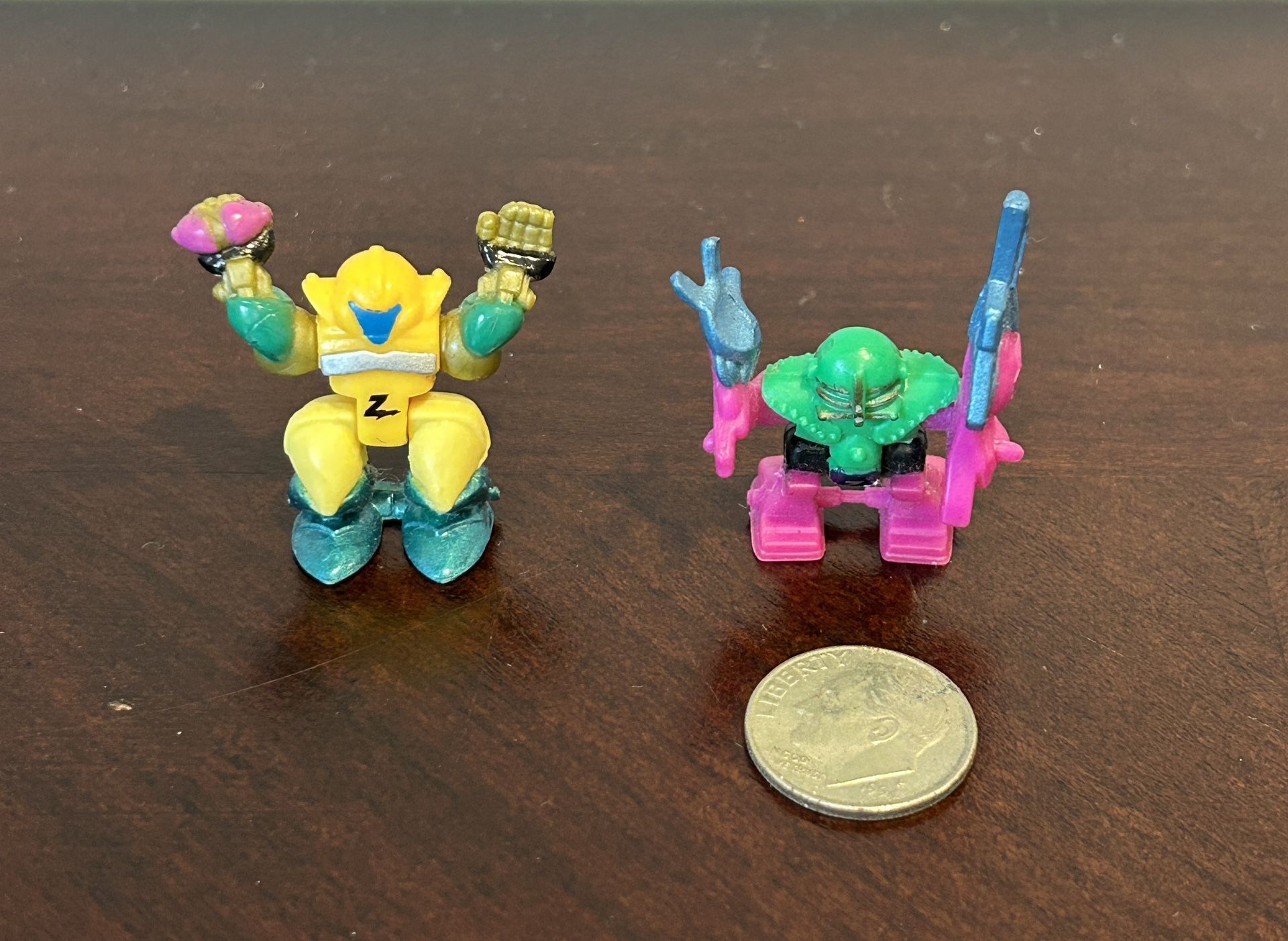 Mini Z Bots Micro Machines Action Figures Lot of 2 1990’s