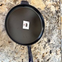 *Limited Edition*Staub Round Breakfast Pan 12in