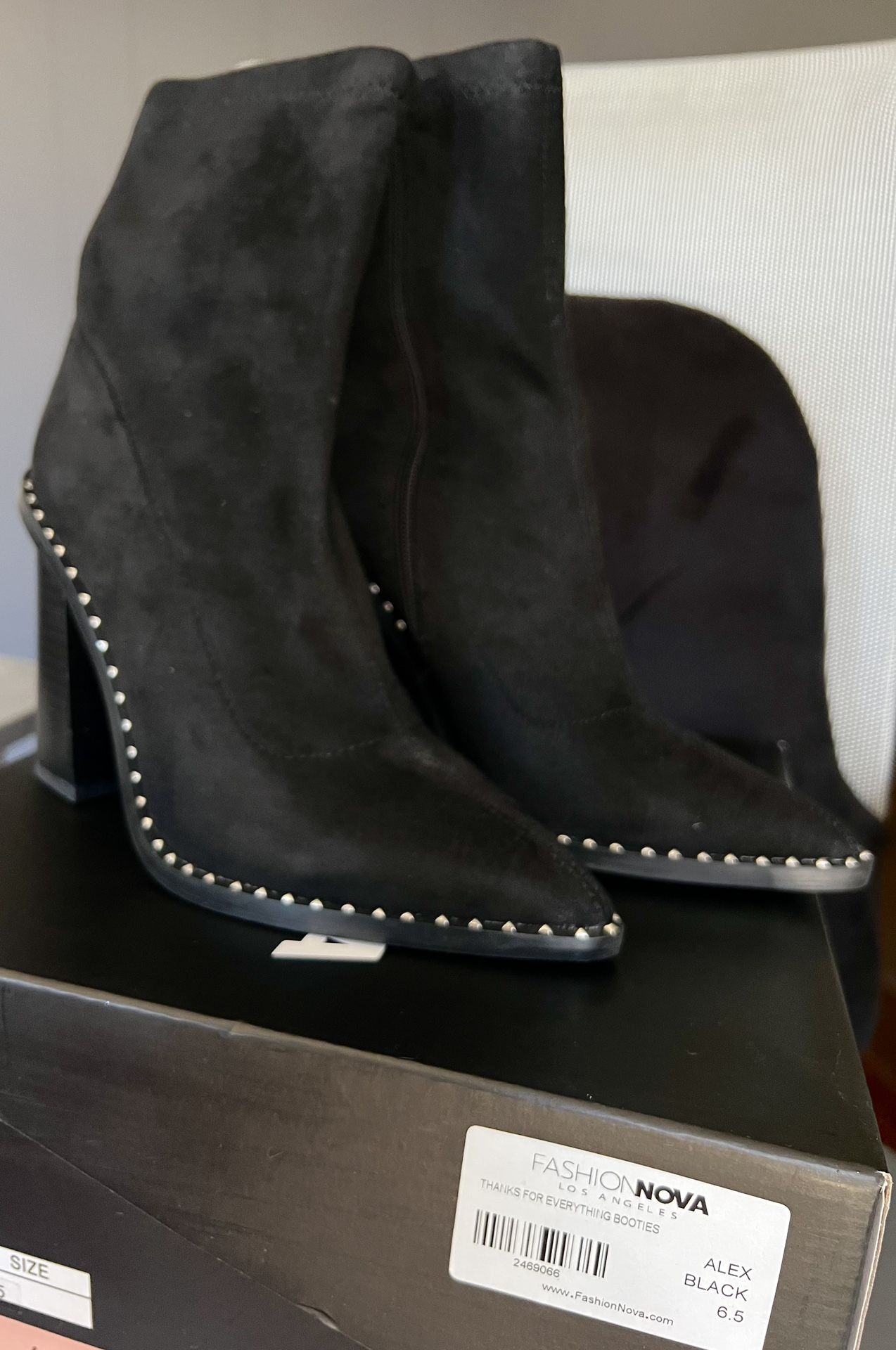 Black Booties -FashionNova