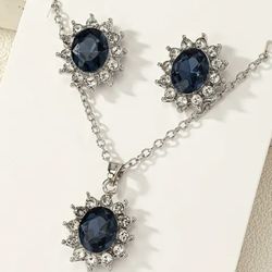 Gorgeous Necklace And Earrings Set Wedding Birthday Anniversary Or Just To Say I Love You