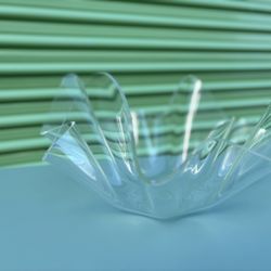 VINTAGE LUCITE BOWL