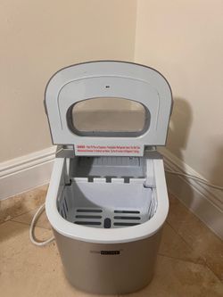 Ice maker