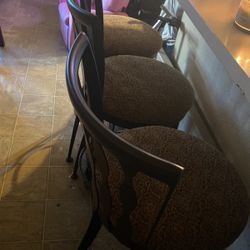 3 Siyas Para barra