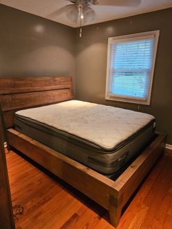 3-Piece Queen Bedroom Set