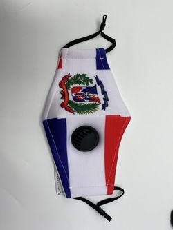Dominican flag mask