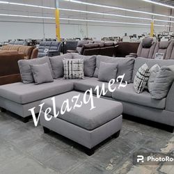 ✅️✅️3 pc grey polyfiber fabric sectional sofa reversible chaise and ottoman✅️