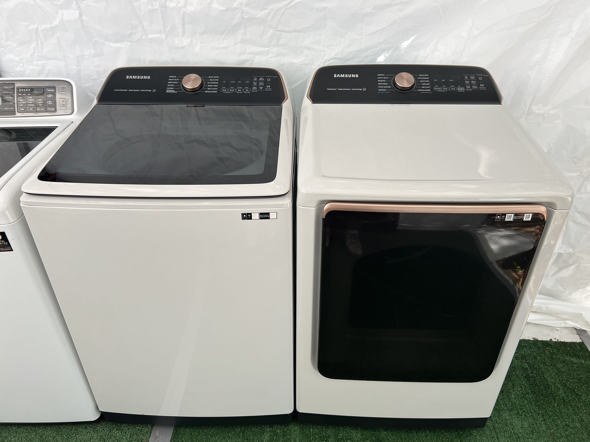 Washer And Dryer Samsung SmartThings Matching Set 2022 Like New
