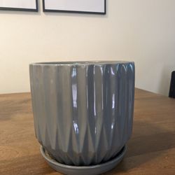 Indoor / Outdoor Glazed Ceramic Pot