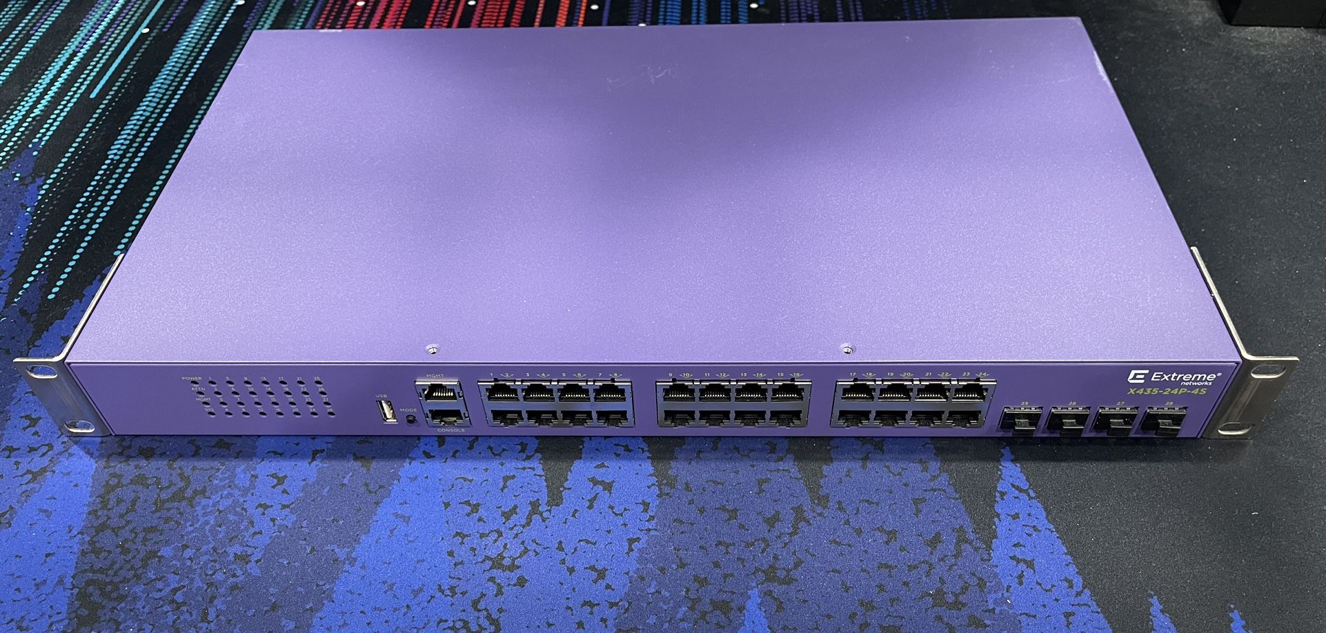 Extreme Networks POE switch X435-24p-4s