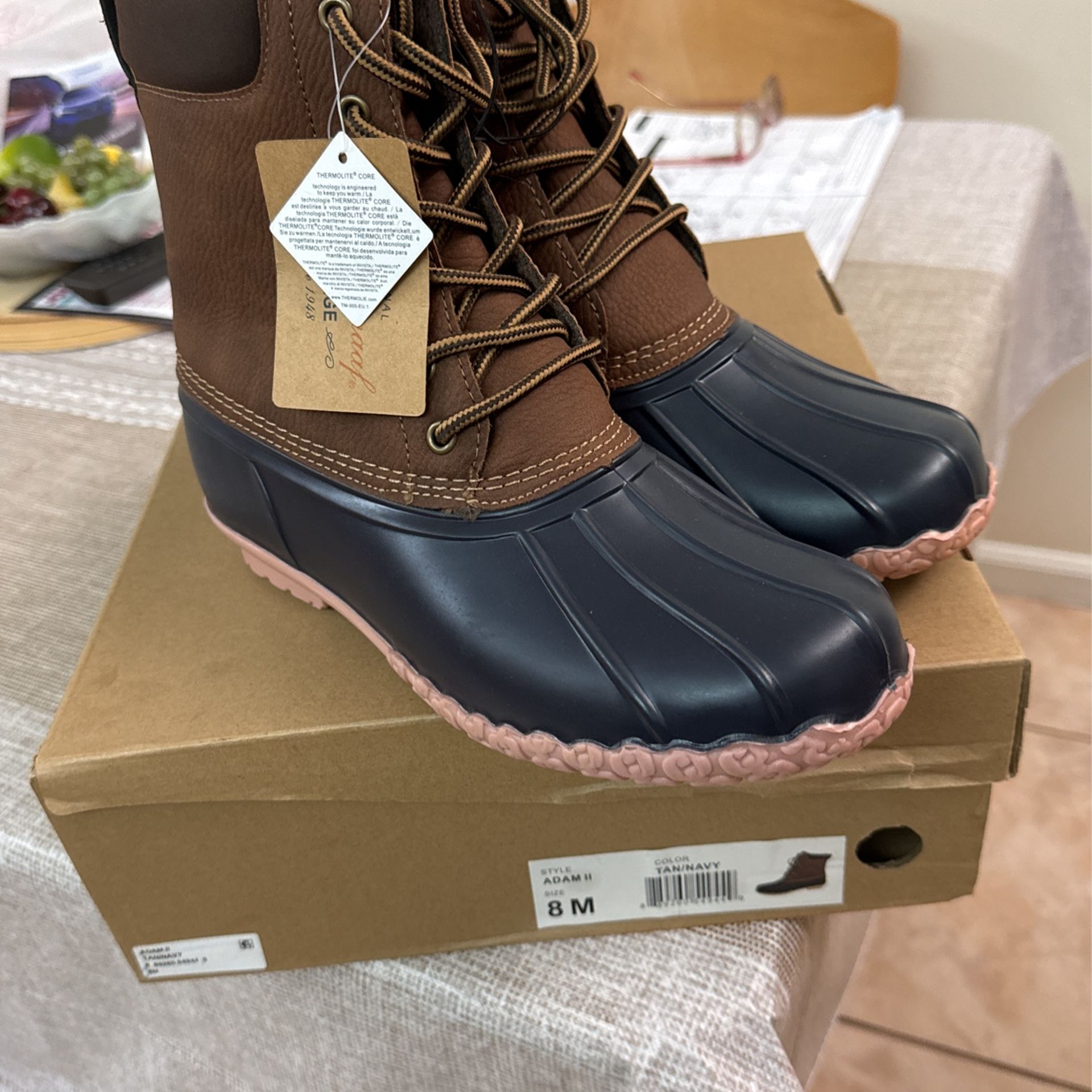 $45 New Size 8 Weatherproof Men’s  Boots