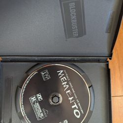 Momento DVD Blockbuster Rental Movie Night