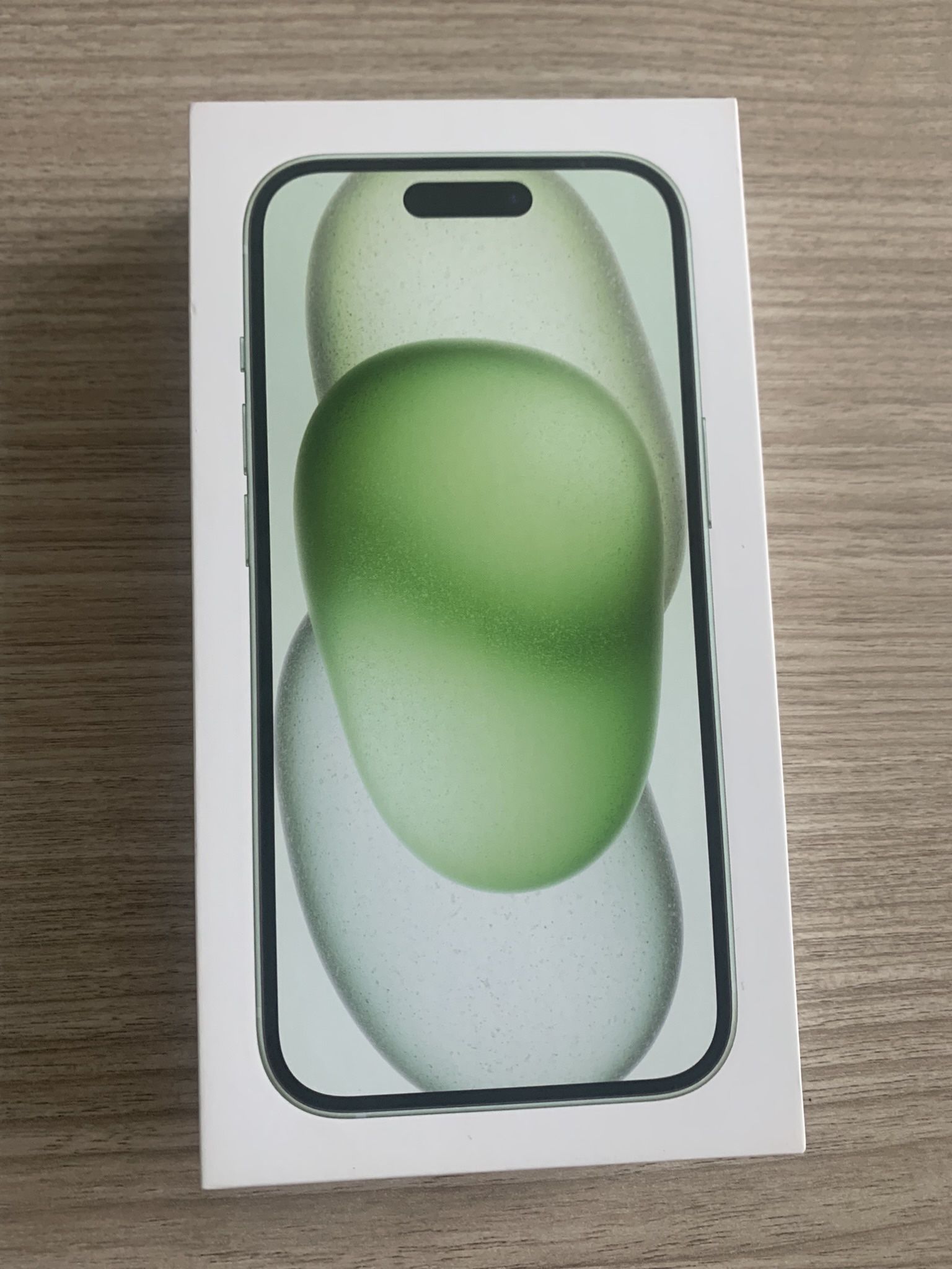 NEW iPhone15 128GB Green UNLOCKED