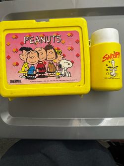 Vintage Peanuts lunch box with thermos.