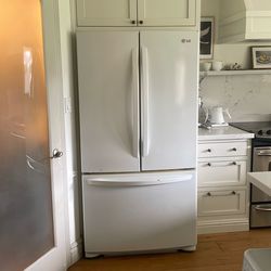 LG French Door Refrigerator — Great Fridge, Freezer Needs Repair