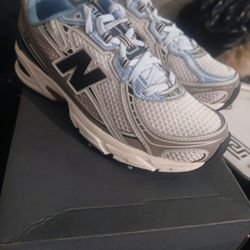 New Balance Unisex Size 8.5