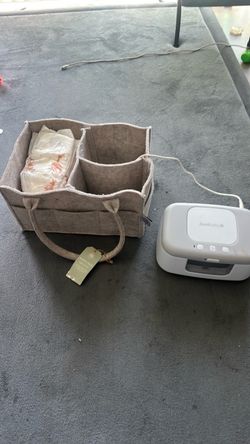 Wipe warmer / diaper caddy