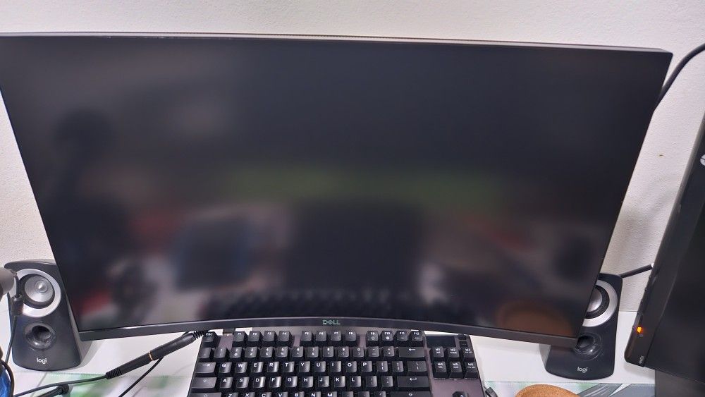 Dell Curved Gaming Monitor