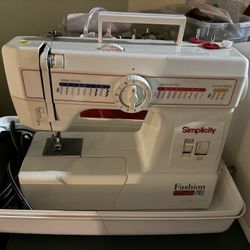 Simplicity Fashion Pro Sewing 🧵 Machine 