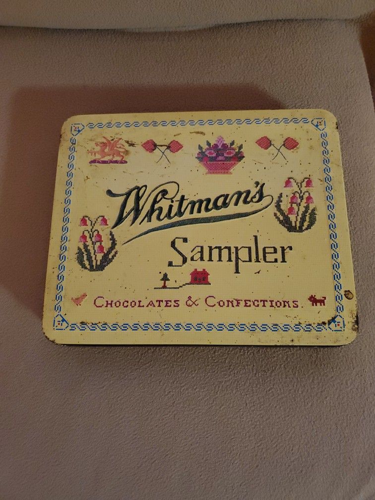 2015 Empty Hinged Whitman's Tin Sampler