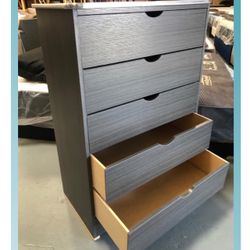 5 drawers dresser / Five drawers dresser