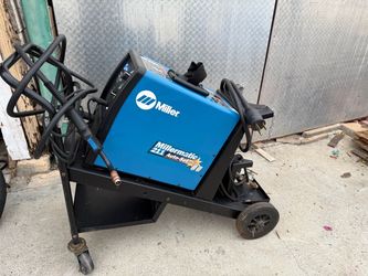 Miller Millermatic 211 Auto-Set MIG Welder