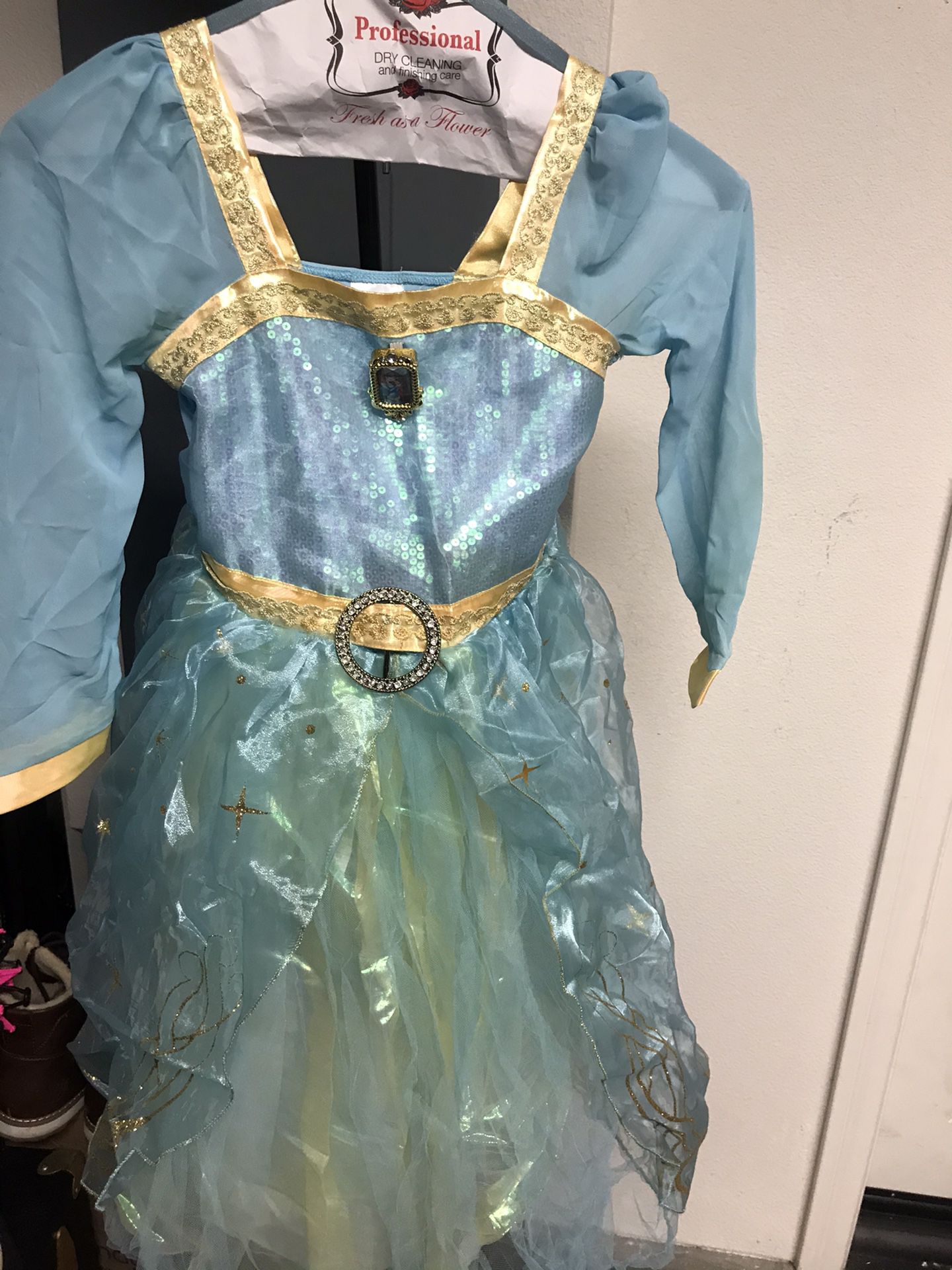 Girls costumes, size, S, M, L