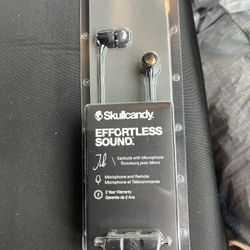 Skullcandy Earbuds With Microphone New 