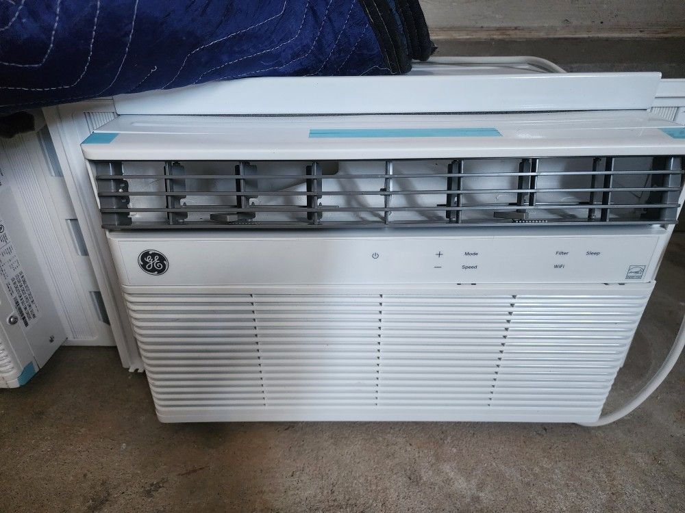 3 AC Units Look Brand New