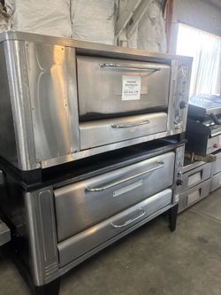 Pizza oven