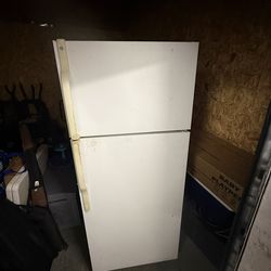 Fridge With top Freezer