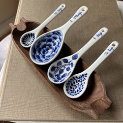 HandPainted Ceramic Measuring Spoons Set ( firm on price )
