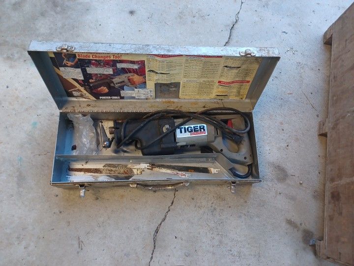 Sawzall Porter Cable 737 Quik Change Tiger Saw