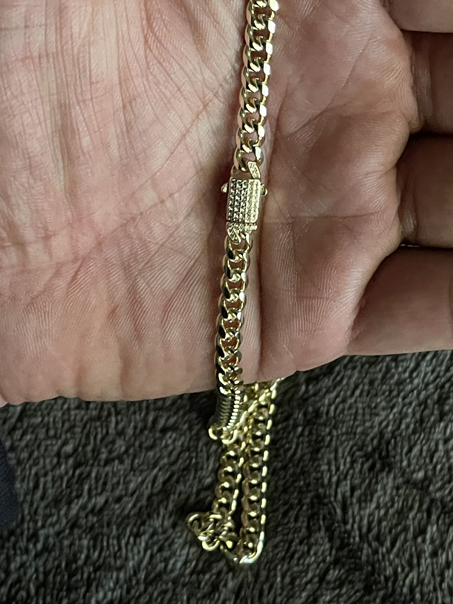 Gold Chain 22”