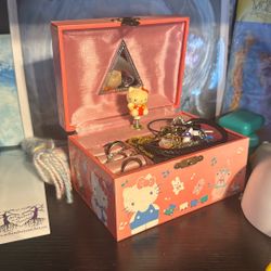 vintage hello kitty jewelry box